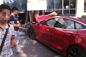 特斯拉刹车失灵，我们从头到尾梳理了完整过程图片