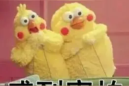 不可思议！福州闹市区一男子跳上车顶！身后红衣女子紧追图片