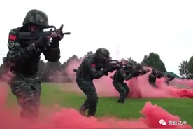 费县骄傲！“中国武警十大忠诚卫士”——刘腾飞图片
