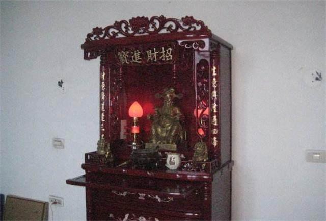 财神的正确供奉方法及风水讲究，助你财源滚滚