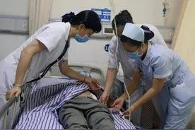 处理男病人隐私时，女护士会难为情吗？离职护士道出实情，了解下图片