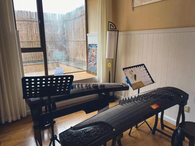 ����ح�����������ڳ�Ȧ�ˣ��Ͻ�����ѧ����