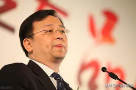 穷小子被嫂子养大，他开公司让嫂子当高层管理，嫂子却一句话拒绝图片