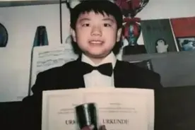 郎朗成功背后的中国式教育：朗爸望子成龙，365天被钢琴占据图片