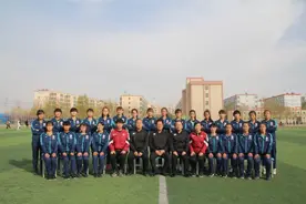 靖远县这支女子足球队太牛了！图片