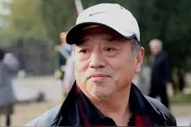 他是最像彭德怀的特型演员，完美诠释了毛泽东的那句“谁敢横刀立马，唯我彭大将军”图片