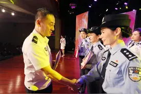 江苏“最美巾帼奋斗者”公安专榜发布 12名女警和3个集体上榜,女网警钱蕾光荣当选图片