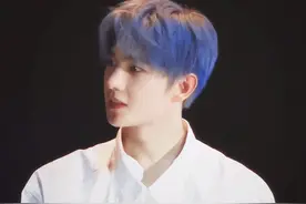 ི中韩男爱豆蓝色系头发，神仙颜值ྀ图片