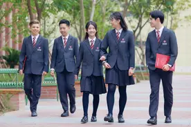 探秘高颜值国际学校校服背后的奥妙图片