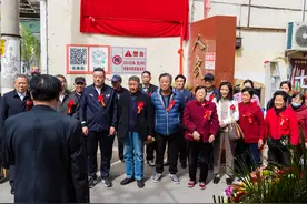 展示东海精品水晶的不凡魅力《毛公水晶集美堂》水晶艺术馆迎客图片