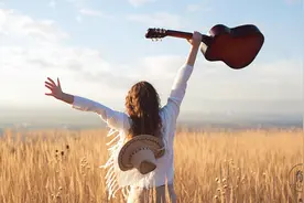 最舒服的生活方式：不讨好别人，不委屈自己，不辜负余生图片