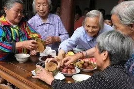 超级大肉粽出炉：长70米重1000斤，食材成本1万5图片