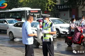 十万火急！幸好有你图片