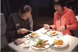 中国女排朱婷的2017：折戟半决赛，郎导暖心观战，登顶欧冠留名图片