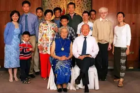 新加坡国父李光耀一族，高智商的祖孙三代，无人可敌的学霸之家图片