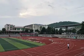 按教龄晋升职称，可行吗？图片