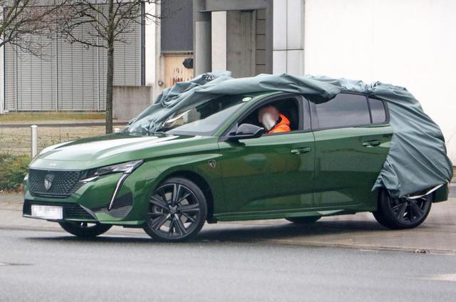 改款标致308即将上市，大面积无伪装照片揭示全新设计风格