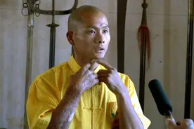 少林武僧释理亮，苦练轻功，水上漂冲刺125米，他还有哪些绝技图片