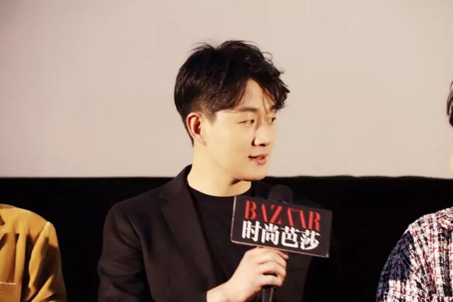 没有人能笑着从爱人手机里走出来《来电狂响》说出隐藏的秘密