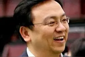 中国好哥俩，表哥敢借表弟敢还，一个是中国前首富一个是广州首富图片