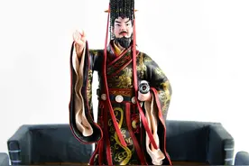 皇帝活着的父亲叫太上皇，那皇帝的爷爷叫什么呢？历史上唯一一例图片