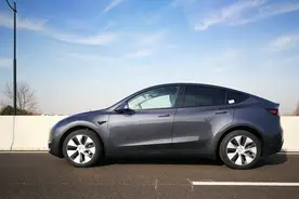 全网首测Model Y制造工艺，对比Model 3有啥进步？图片