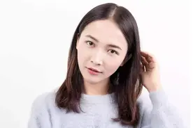 为何女性发缝处更容易脱发？3种改善方法告诉你，为头发保驾护航图片