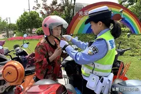 网购头盔买不到，线下头盔却没人买图片