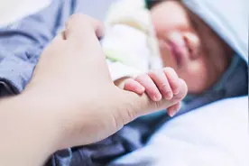 新生儿理想体重是多少？老一辈人观念已落后，这个体重刚刚好图片