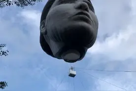 天呐！日本东京奥运赛场上空惊现巨型鬼脸头像！路人：吓死宝宝了图片