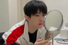 知名网红因抑郁跳楼自杀，前妻发文证实死讯，去世前一天还在联系图片