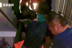 400斤小胖哥脱离危险出院啦！网友操心：这次怎么上楼？结果他去了这里图片
