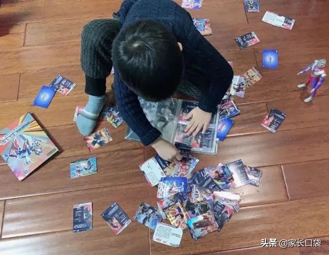 奥特曼卡为啥火爆娃圈？风靡背后原来还隐藏着孩子这样的需求