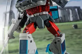 「变形金刚 - Hasbro」 MasterPieces MP18+ 蓝霹雳 2/2图片