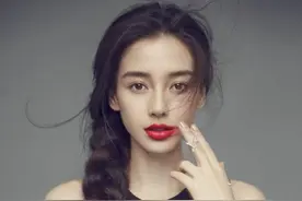 angelababy新写真，大秀事业线，性感迷人图片