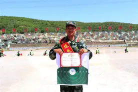 一起见证新兵的成长，新兵实弹射击震撼来袭图片