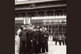 天安门曾被秘密拆除重建，毛主席：原样不动，周总理：留传统元素图片