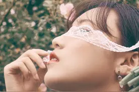 不要再掏心掏肺地爱他了！醒醒吧做情人的傻女人！他对你只有欲望图片