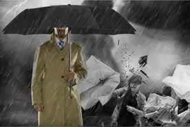 国产新型雨伞终于问世！一键开合反向设计，一年卖了170W把图片