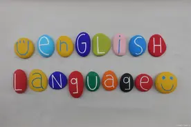 一位宝妈哭诉：花了6万元给孩子报了英语培训班，连最基础都不会图片