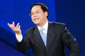 鲍鹏山：李逵的出现，是社会悲剧，是人类警示录图片