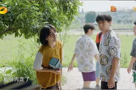 张艺兴和彭昱畅被小朋友叫“叔叔”，张子枫被叫“姐姐”，哈哈图片