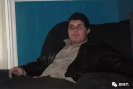 假扮沙特王子，30年诈骗上亿美元，却因点错一盘菜被戳穿图片