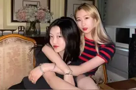 顶级星二代团聚会！李嫣涂红唇自信秀正脸，汪峰女儿穿露脐装成熟图片