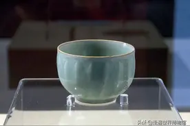 中国古代青瓷最高水平：美到极致的梅子青釉瓷，仅是一眼便难放下图片