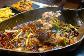 曲靖花半年时间改造的洋楼花园，没有菜单，不接受排队图片