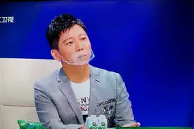 食堂大妈“塑料罩”，竟成了明星综艺“标配”？图片