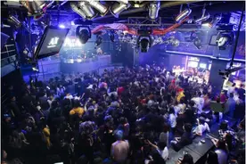 韩国“夜店毒王”，一人确诊感染，连累2000多人，军队被拉下了水图片
