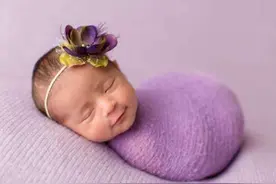 宝宝拍“满月照”还是“百天照”？听听育儿专家怎么说，真涨知识图片