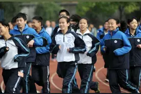 班主任坦言：3种学生来到学校，容易受人欺负，家长别不当回事图片